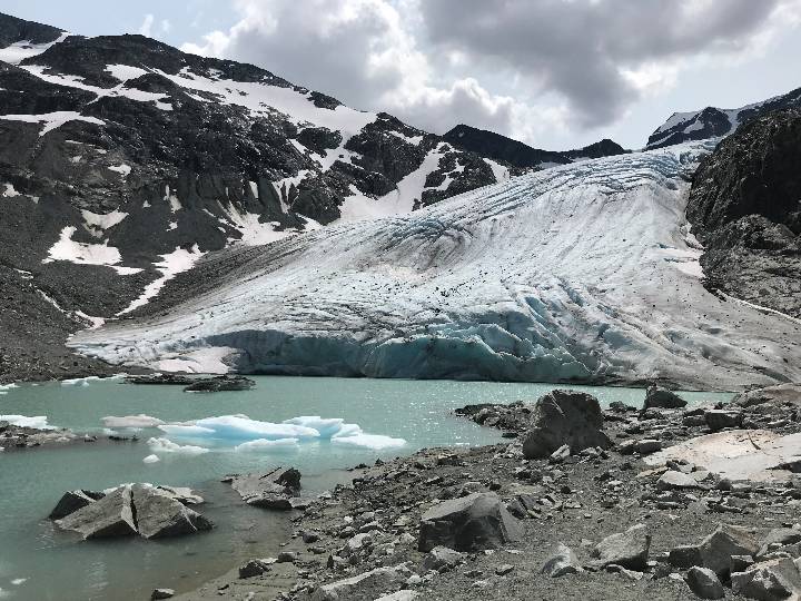 Photo of Wedgemount Glacier